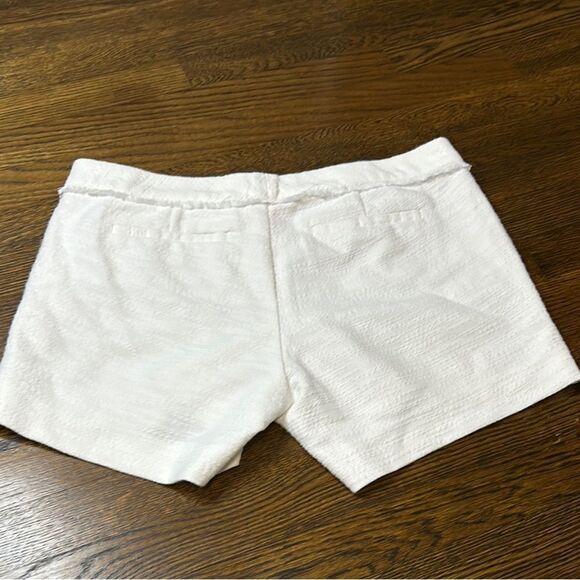 Lilly Pulitzer Women’s Textured Shorts Size-10 - Picture 7 of 8